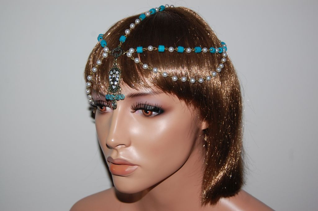 Necklace ethnic blue headband and glitter