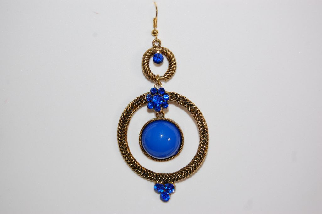 Earrings two blue rings and gold