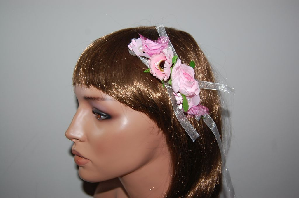 Flowers roses and pearls tiara