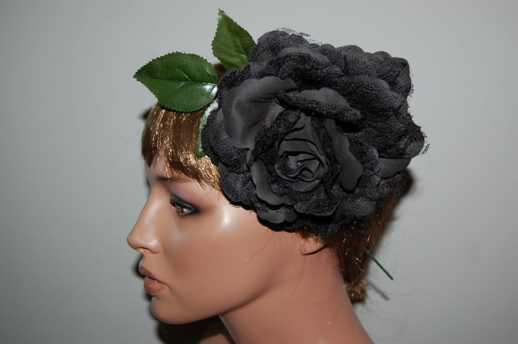 Flower fan black