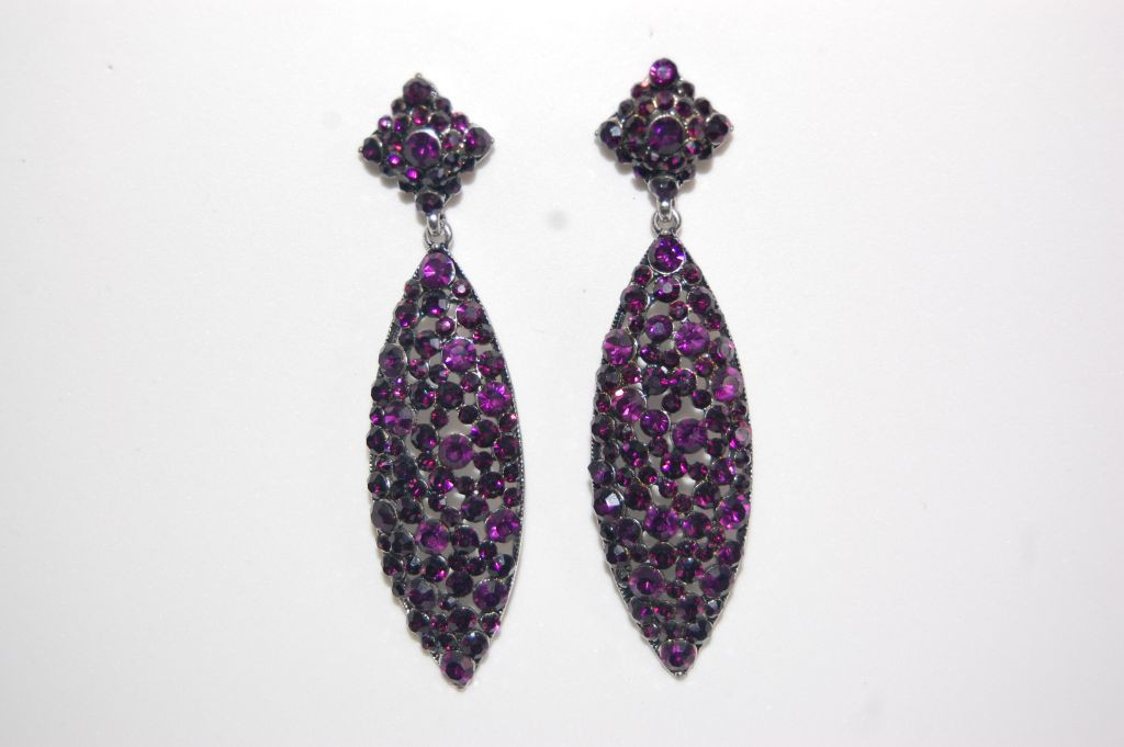 Susann purple sparkles earrings
