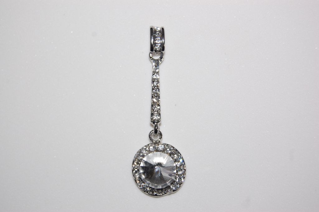 Earrings diamond round