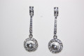 Earrings diamond round