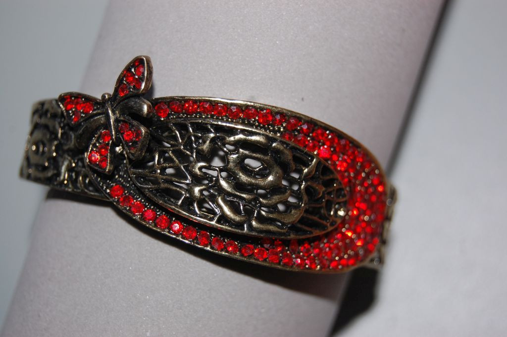 Pulsera brazalete brillos rojo