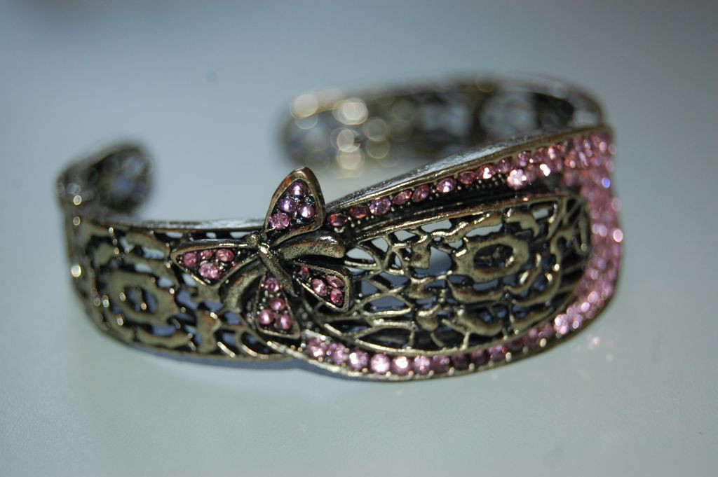 Pink sparkles Cuff Bracelet