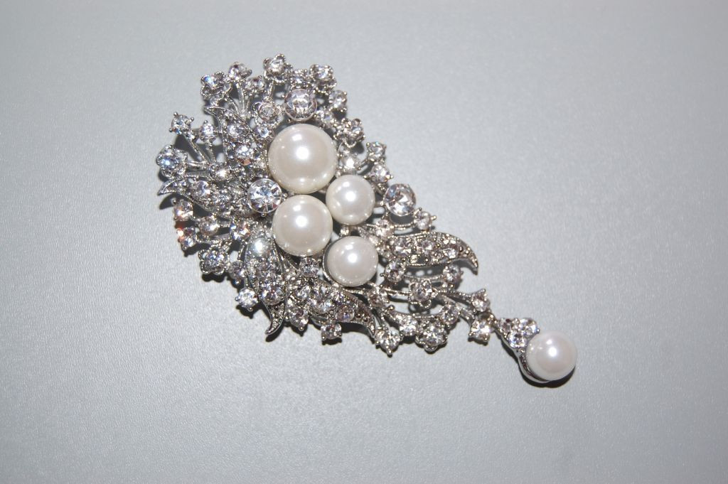 Gran broche ramo de novia y perlas