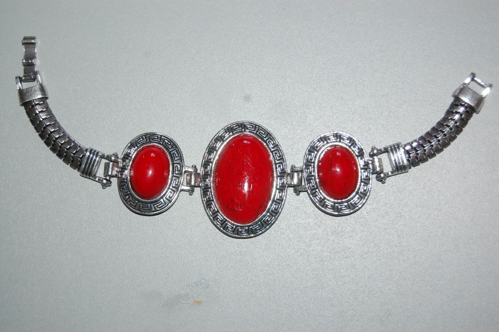 Pulsera tres piedras ovaladas rojas