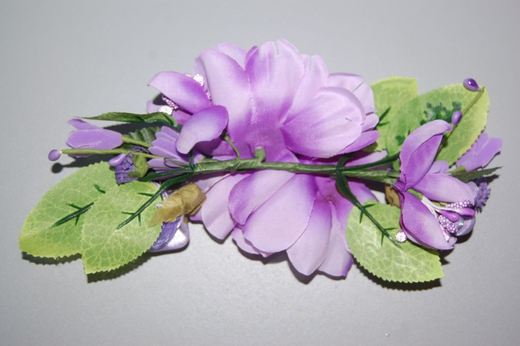 Fair corsage purple