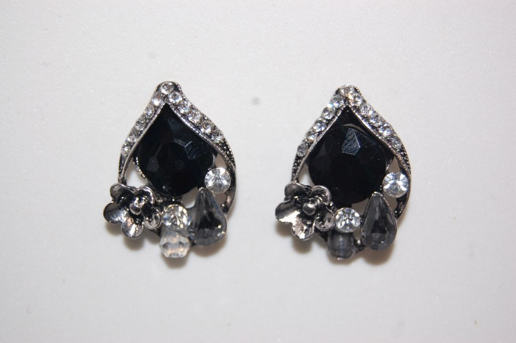 Earrings black Nepal and grey