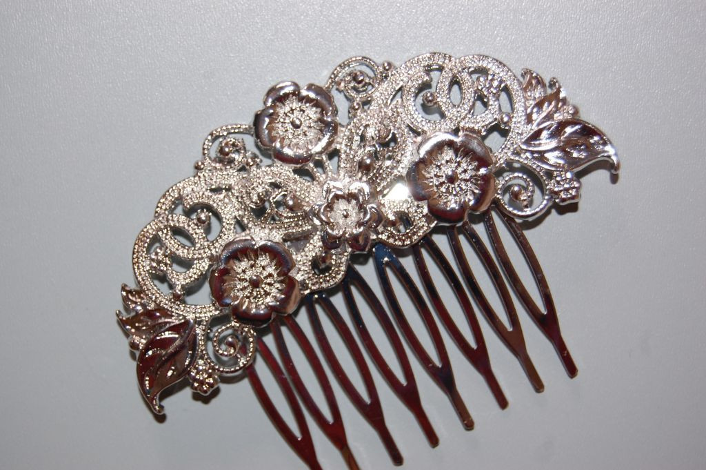 Comb one hundred Queens new silver