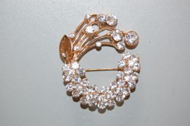 Brooch gold Ali and white sparkles