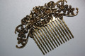 Comb corsage flowers old gold