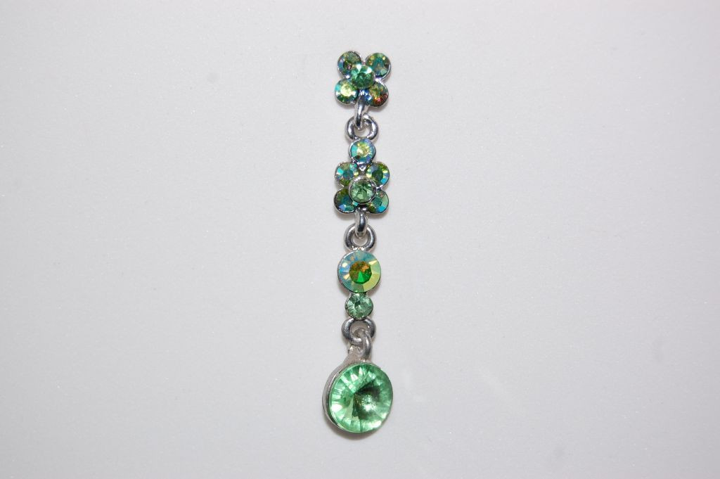 Long green crystal earrings 