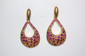 Fuchsia Carmina earrings and gold