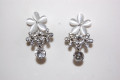 Pendientes plata flor nácar