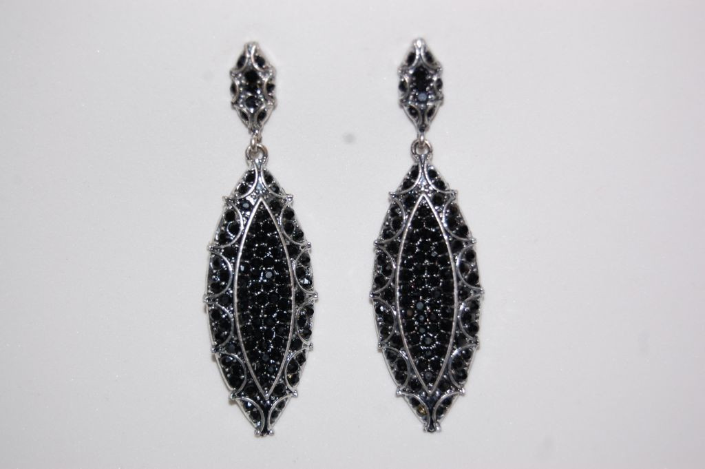 Lisi earrings black gloss