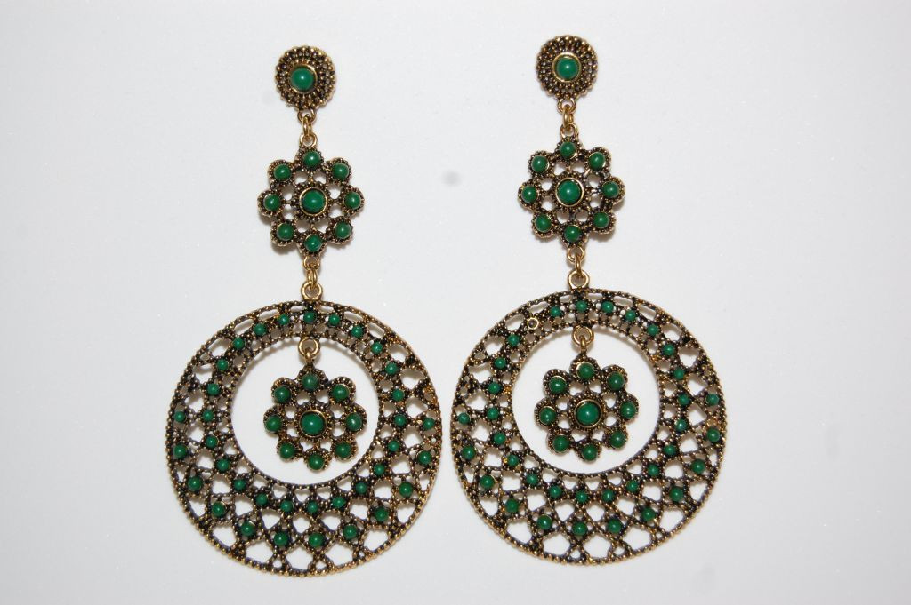 Trinity green earrings and gold