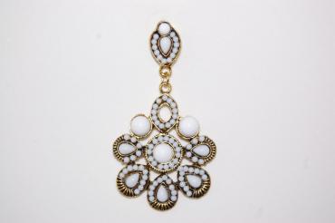 Marisol earrings white flower