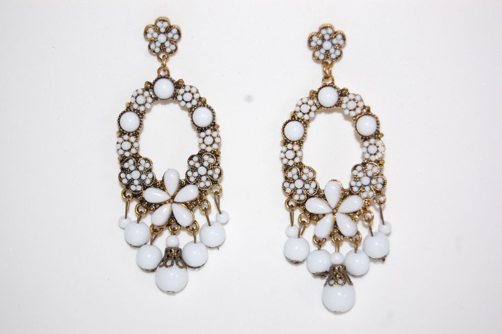 Pendientes amor flamenco blanco