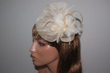 Headdress look beige