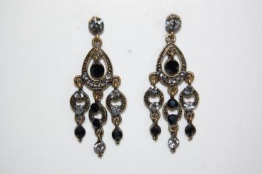 Beautiful black earrings Sultana