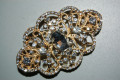 Brooch Asturias gold and white