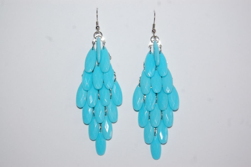 16 tears turquoise earrings