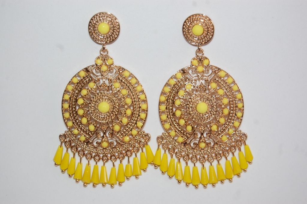 Yellow Gold hoop earrings