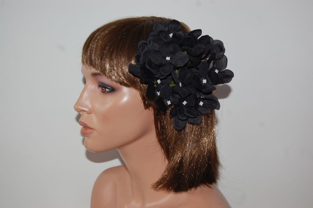 Corsage black Almonteño