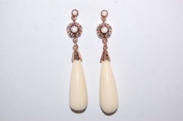 Earrings coral beige Queen 0
