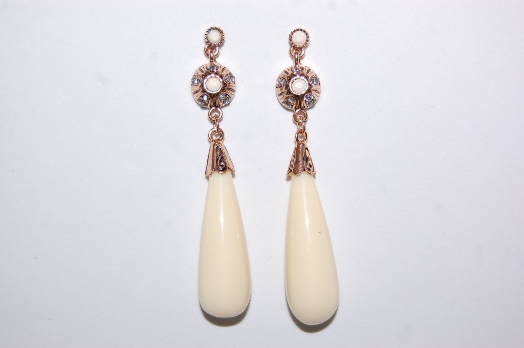 Earrings coral beige Queen 0