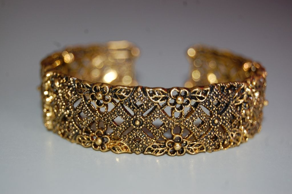 Pulsera brazalete Damas oro viejo