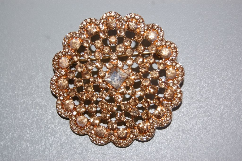 Broche Ángeles dorado