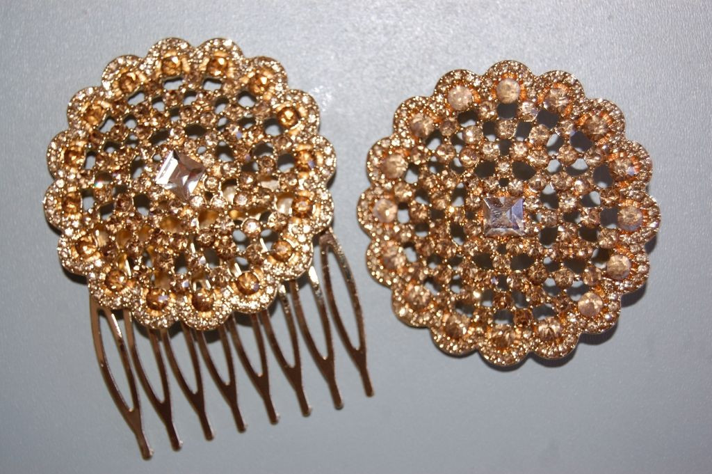 Broche Ángeles dorado