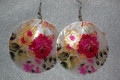 Mother of pearl earrings with flowers