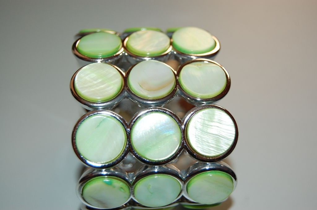 Enamelled bracelet pistachio