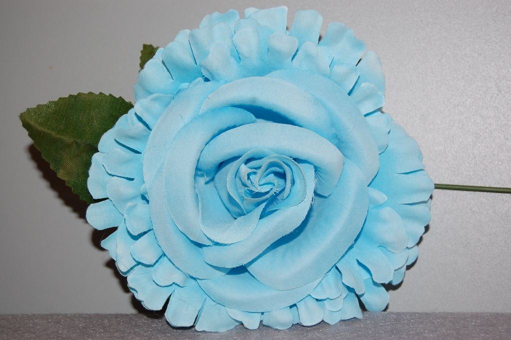 Cropped turquoise flower