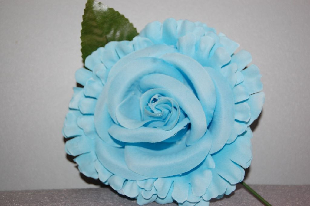 Cropped turquoise flower