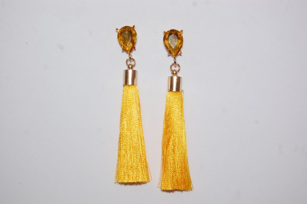 Pendientes flecos dorado yema