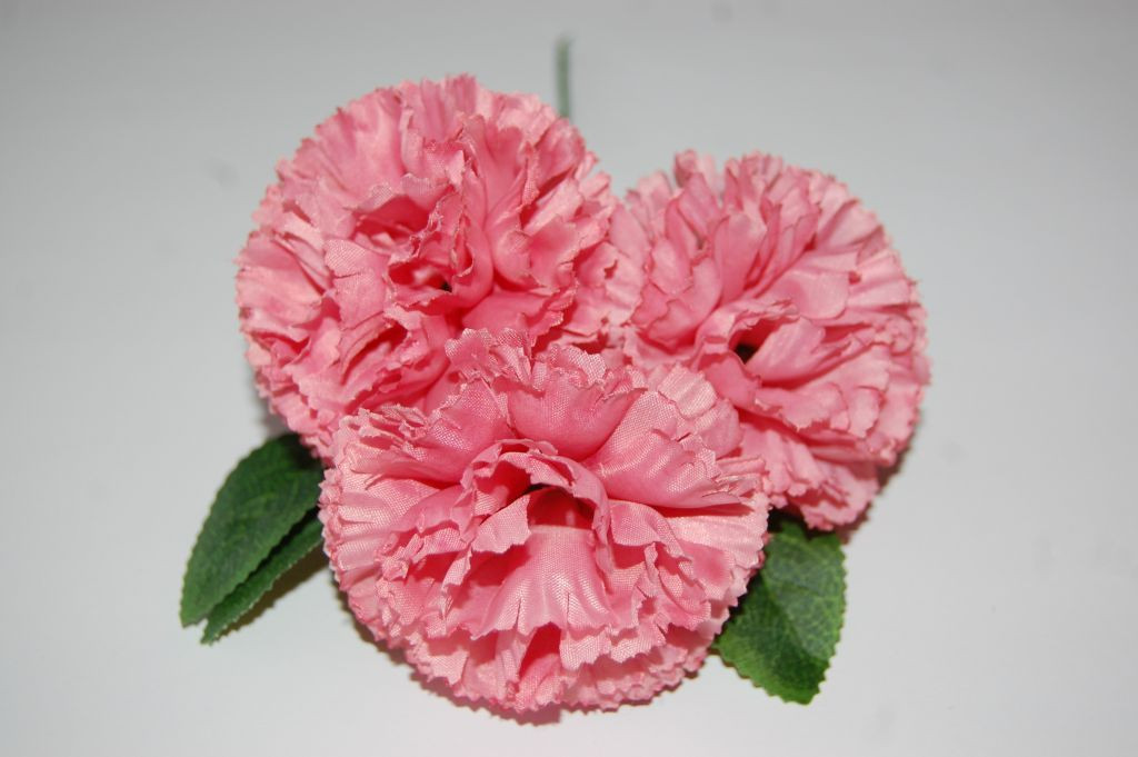 Ramillete flamenca 3 claveles rosa palo