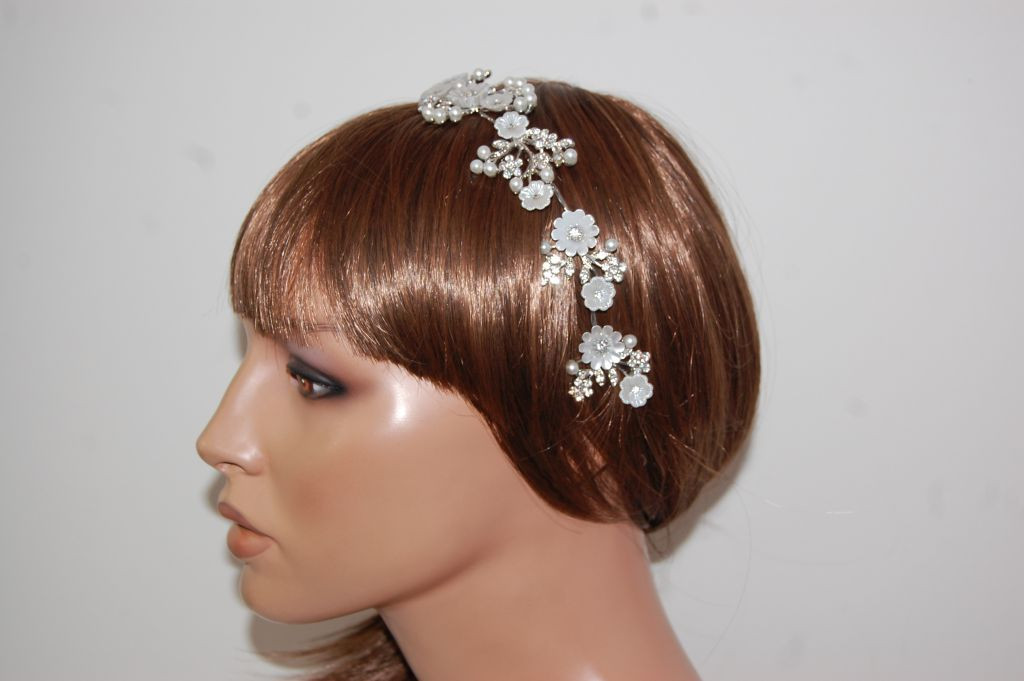 Tiara Grandiosa flores marfil y plata