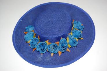 Canotier azul Klein con flores