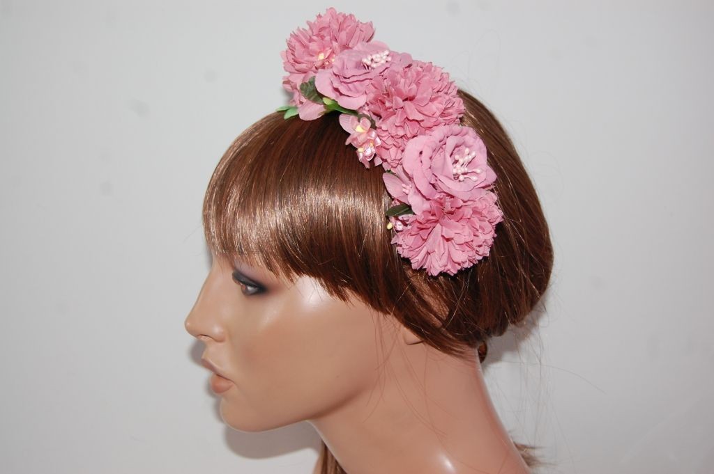 Diadema floral o plumas personalizada