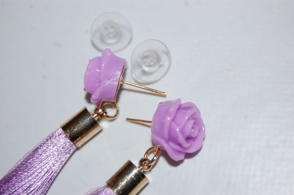 Pendientes flor y fleco lila