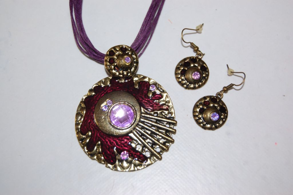 Conjunto morado Odín