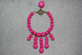 Pendientes fucsia aretes