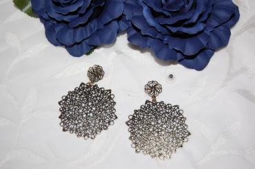 Pendientes dorado viejo Amar