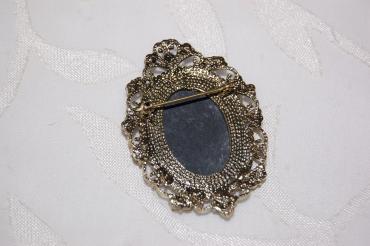 Broche Camafeo zafiro oro
