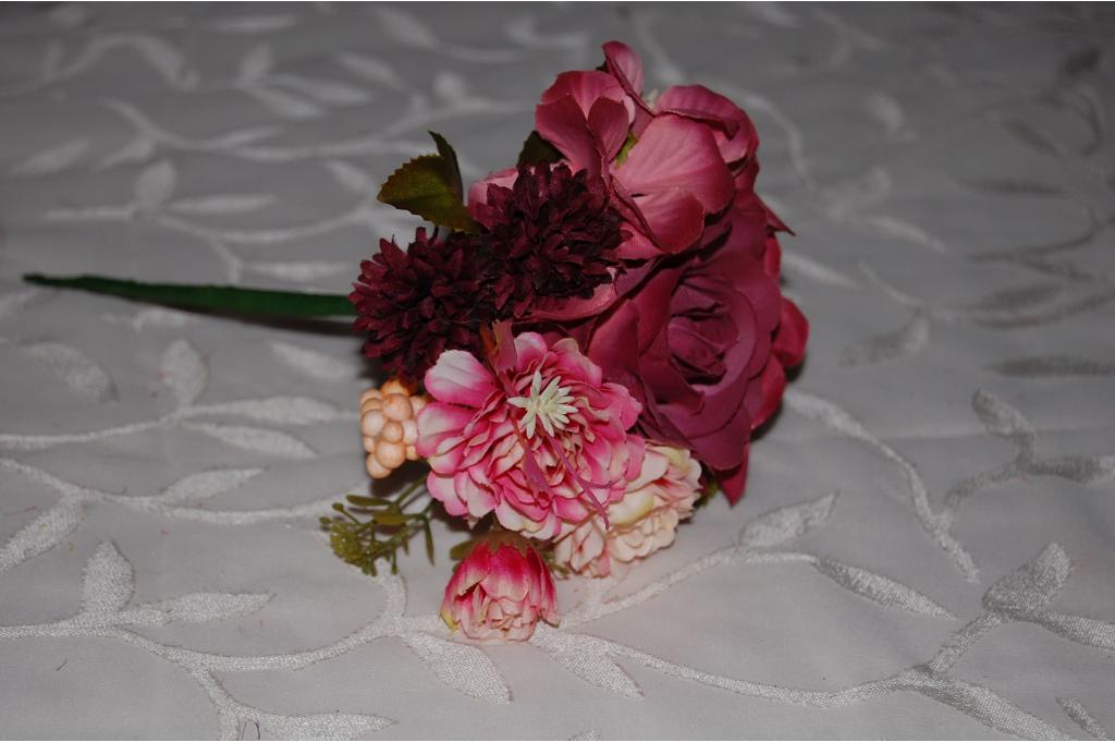 Conjunto de Flores de Flamenca (Ramillete). Flora