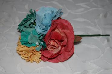 Ramillete flores flamenca...